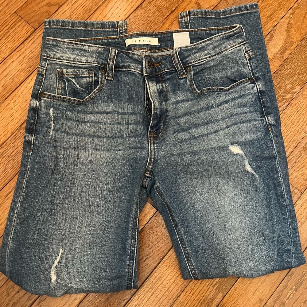 Eunina Distressed Blue Jeans 5 Low rise girlfriend